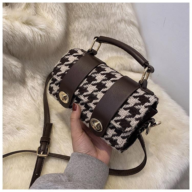 Houndstooth Twist Lock Bag - Image 9