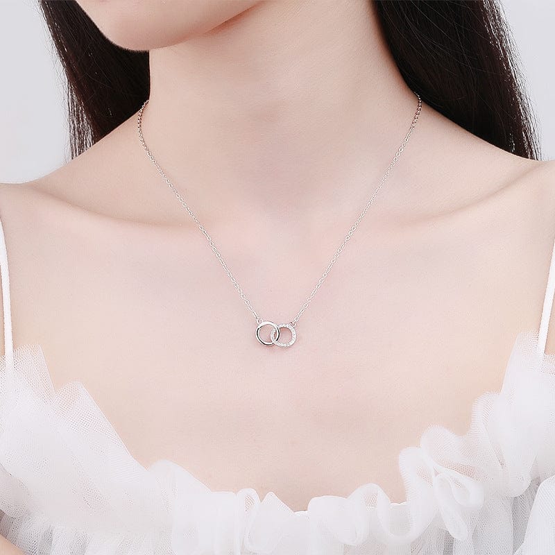 Interlocked Circles 925 Sterling Silver Necklace - Image 4