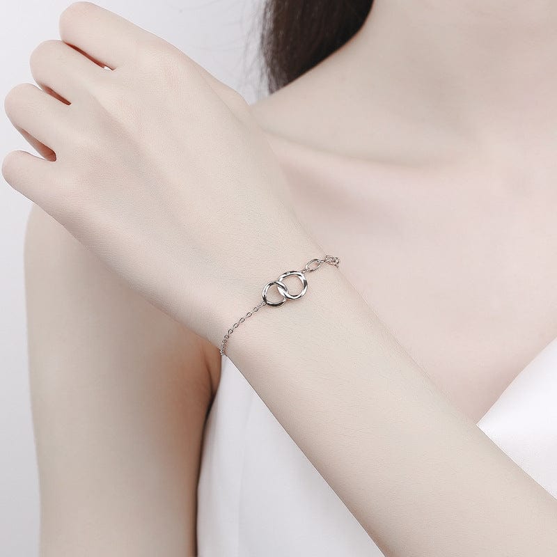 Interlocking Circles 925 Sterling Silver Bracelet - Image 3
