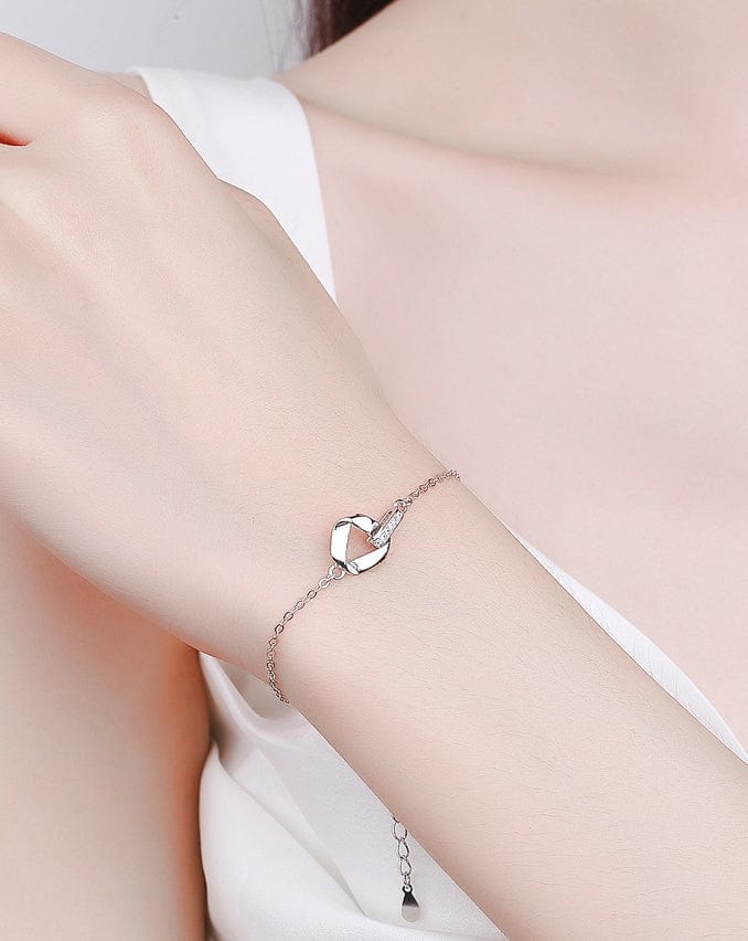 Interlocking Triangle 925 Sterling Silver Bracelet - Image 4