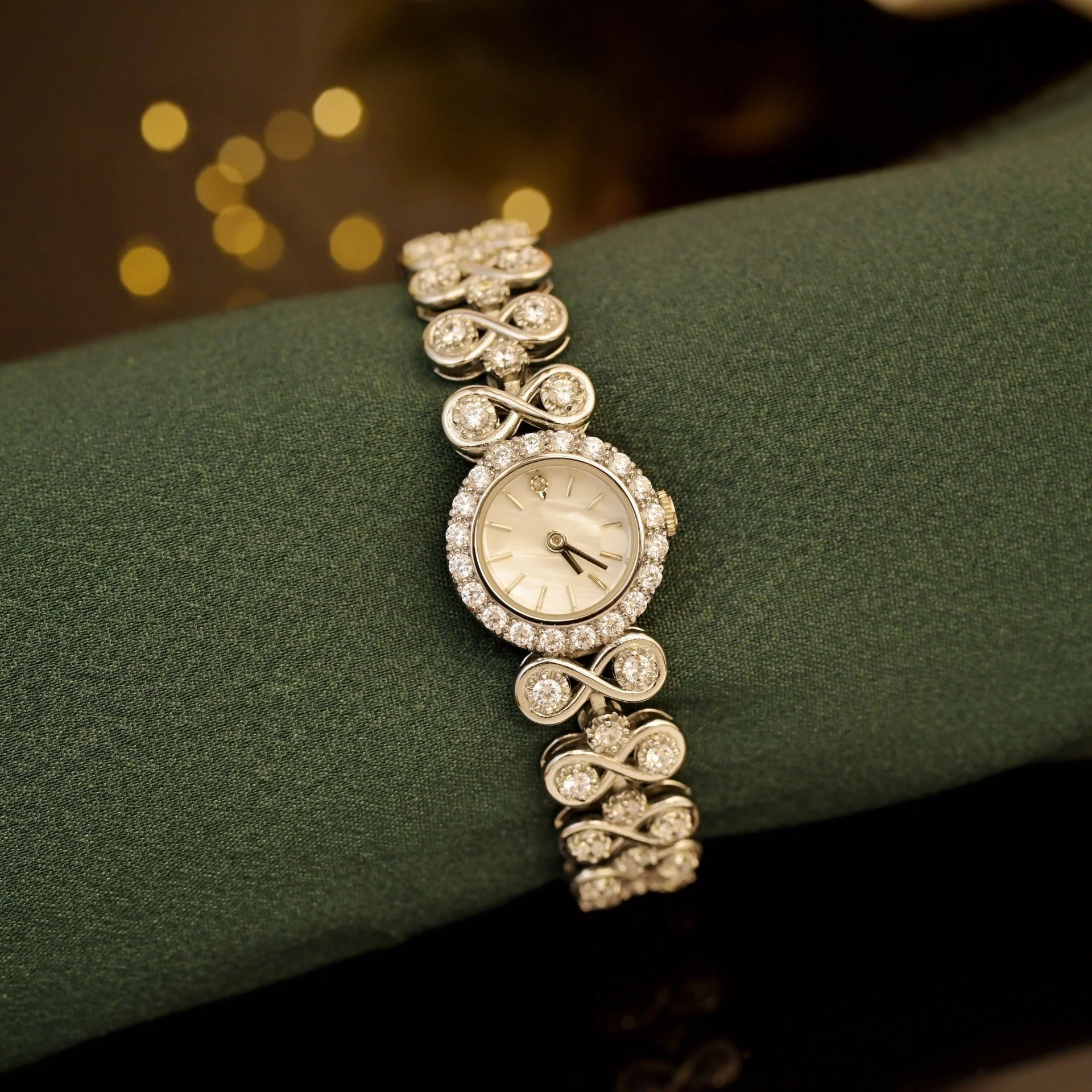 Jewelry Antique Luxury Diamond Quartz Watch - Image 7
