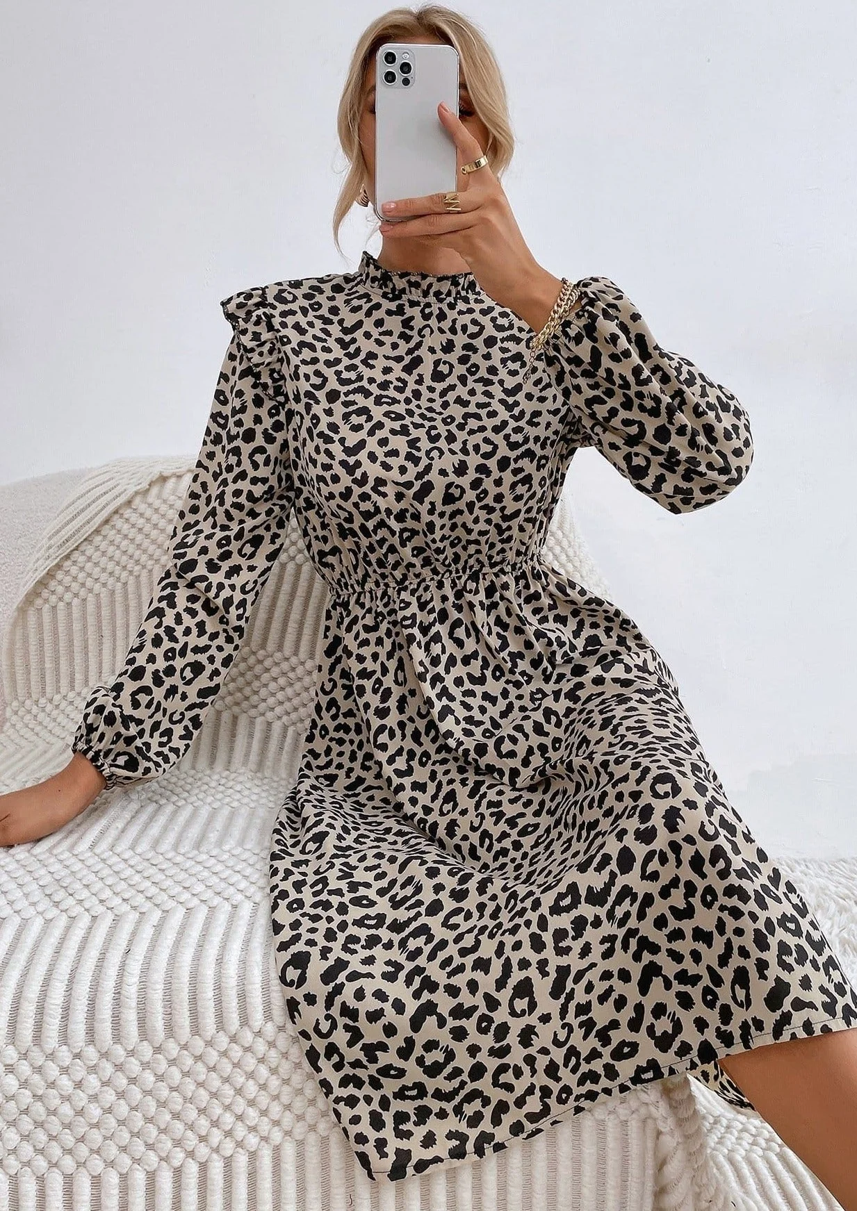 Keyhole Back Leopard Print Dress - Image 2