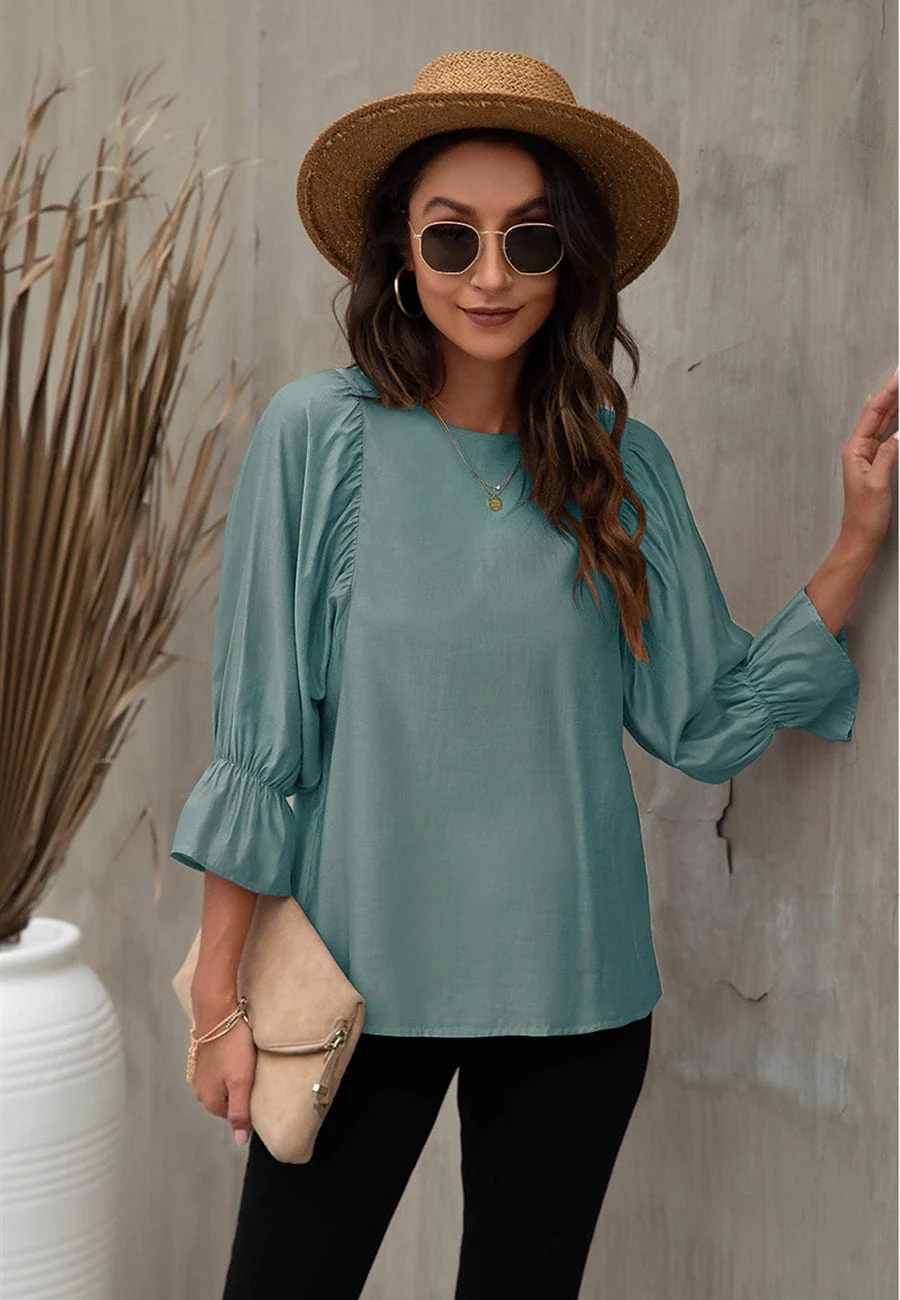 Keyhole Back Light Blouse - Image 3