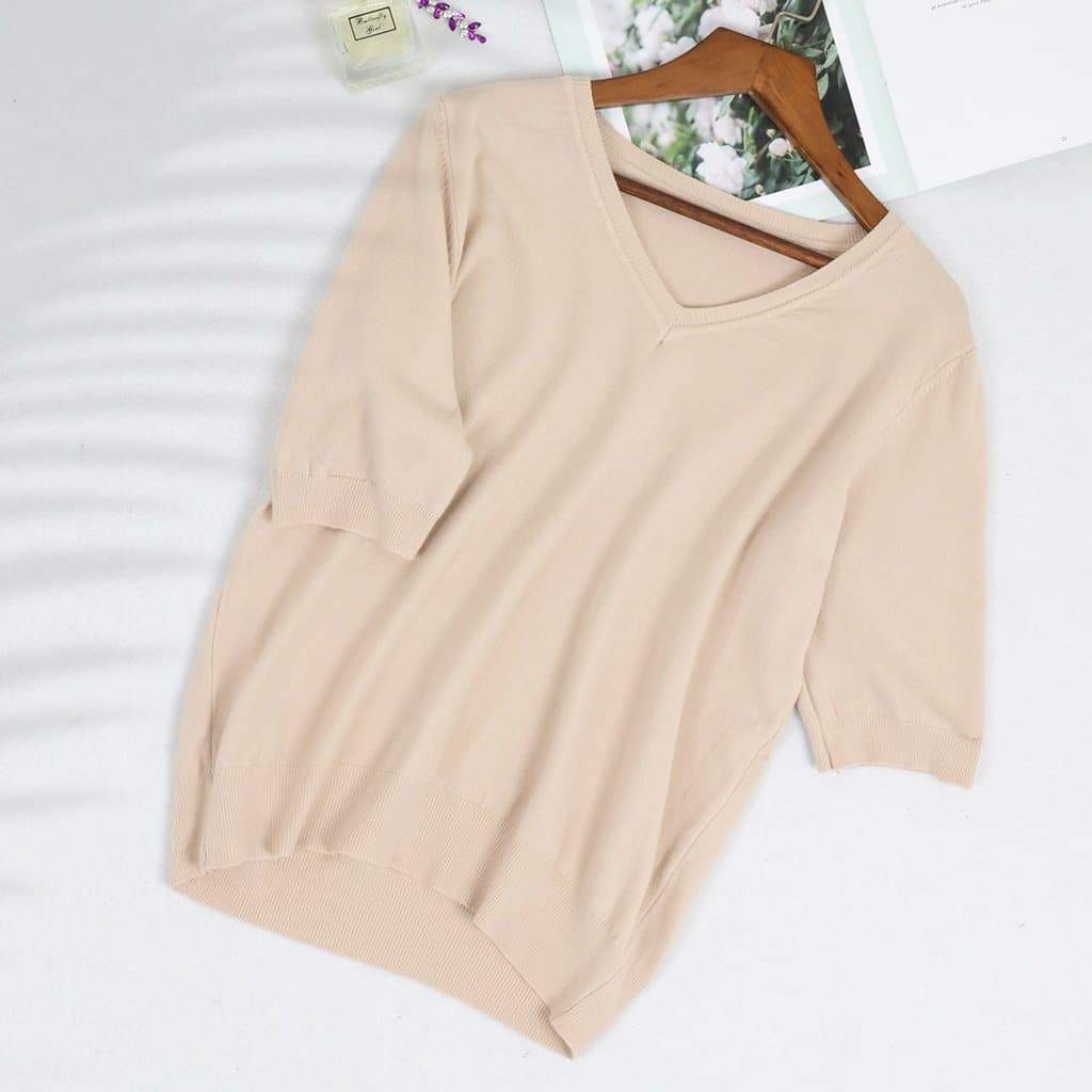 Knitted V-Neck Short Sleeve Top - Image 3