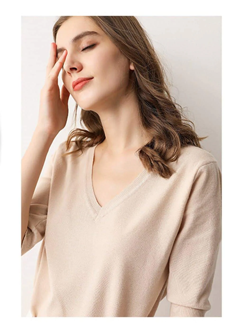 Knitted V-Neck Short Sleeve Top - Image 5