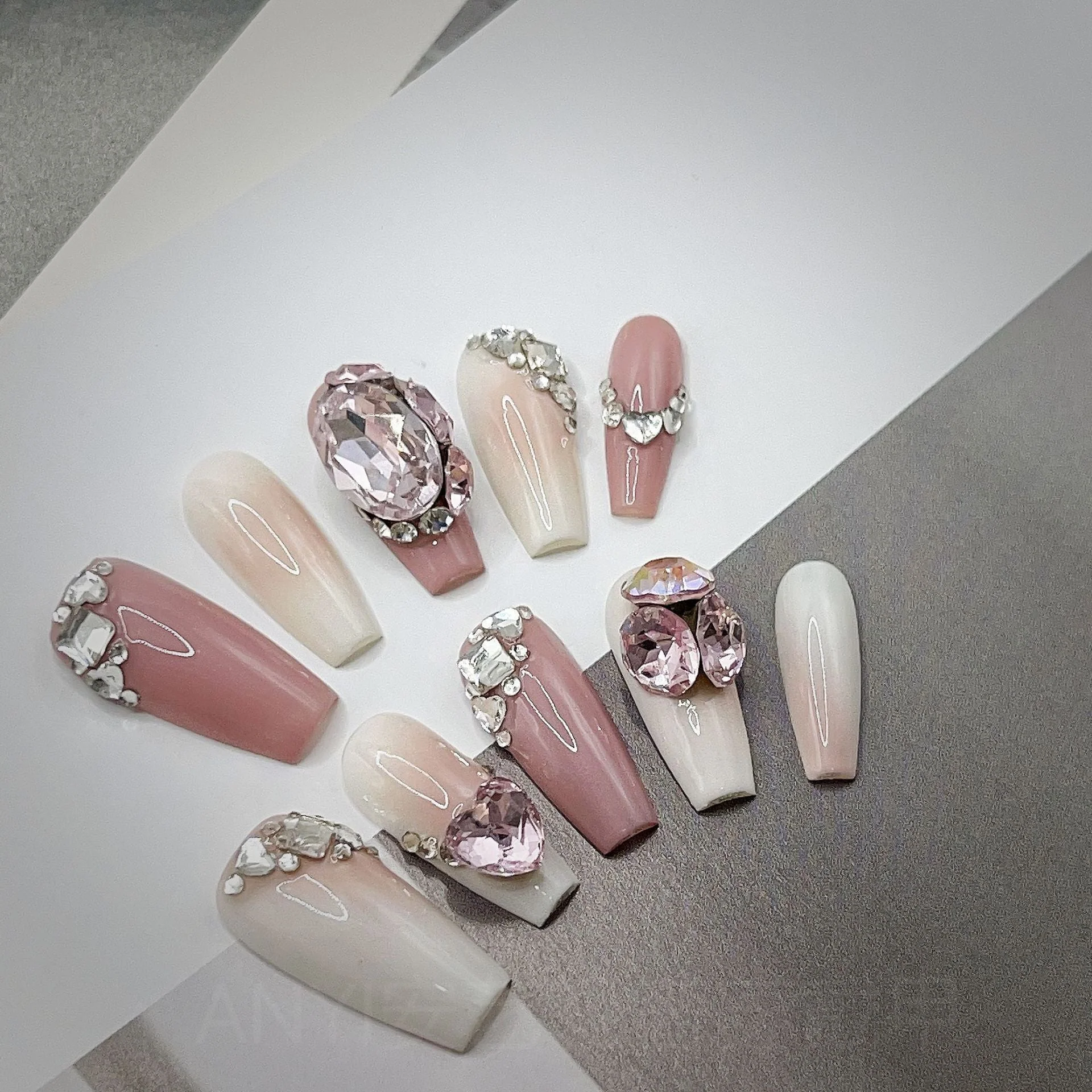 Light Luxury Wear Nail Wearable Nail Spray Gun Rhinestone Ball - Image 5