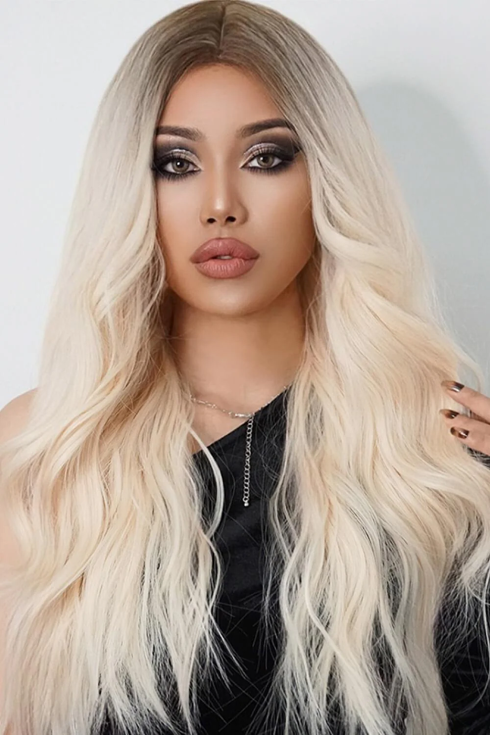 Long Wave Synthetic Wigs 26'' - Image 4