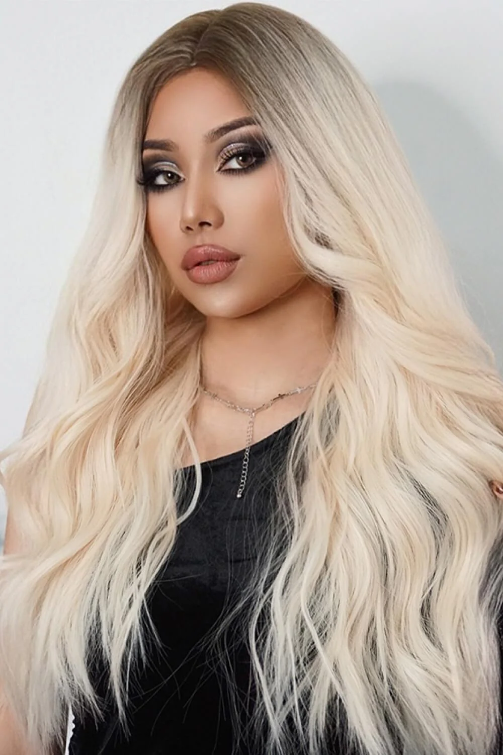 Long Wave Synthetic Wigs 26'' - Image 6