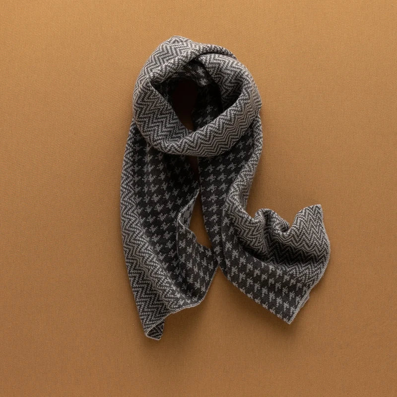 Luxurious 100% Cashmere Knit Winter Scarf - Image 2