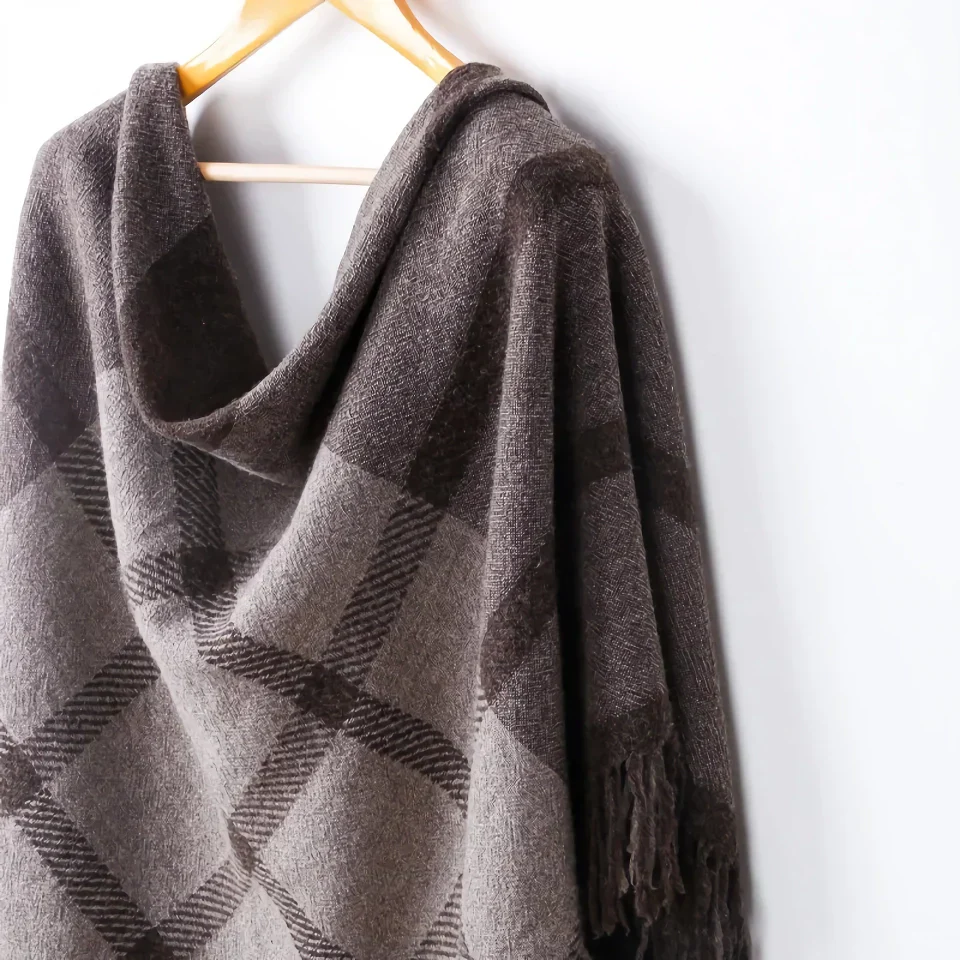 Luxury Wool Plaid Scarf Shawl - Image 7