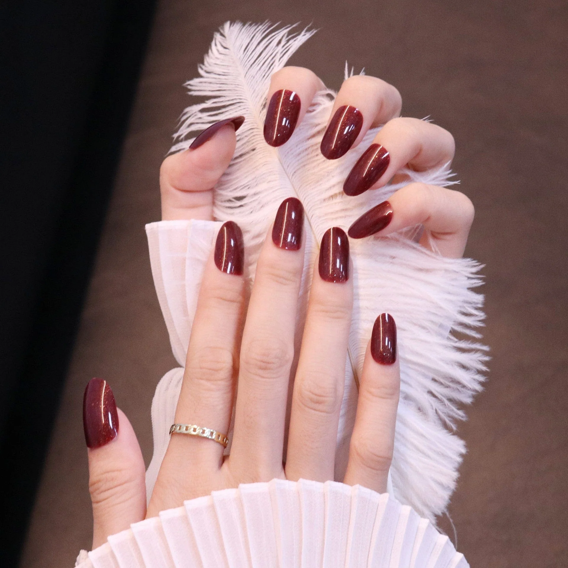 Medium Rounded Bold Red Shimmering Press On Nails - Image 5