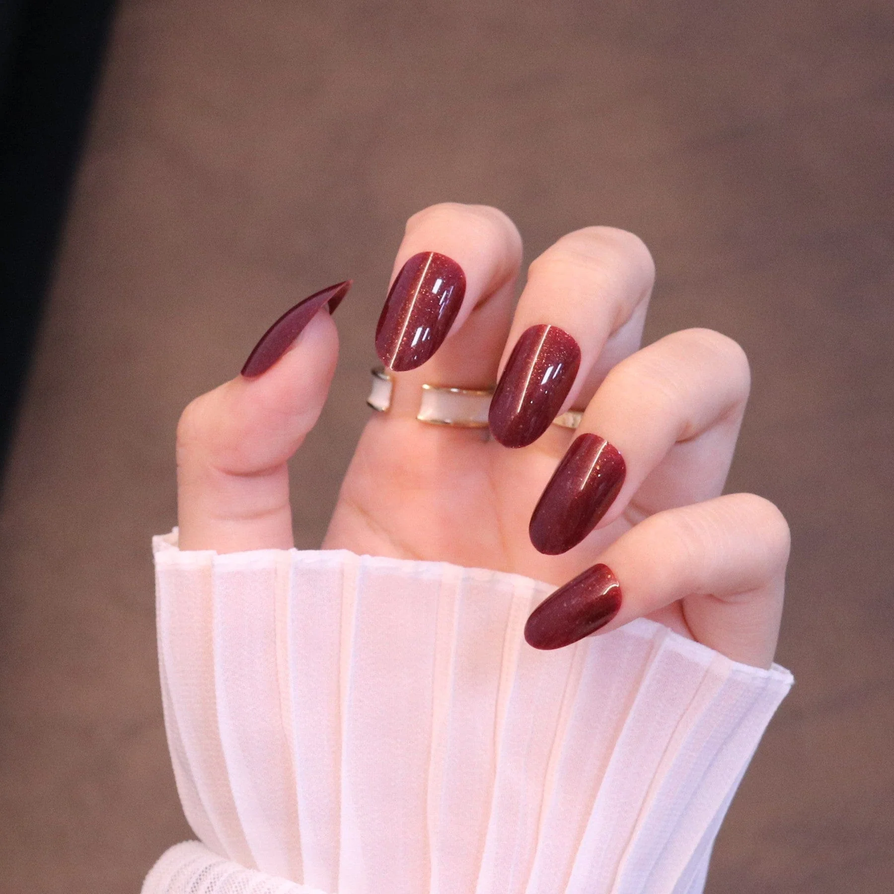 Medium Rounded Bold Red Shimmering Press On Nails - Image 6