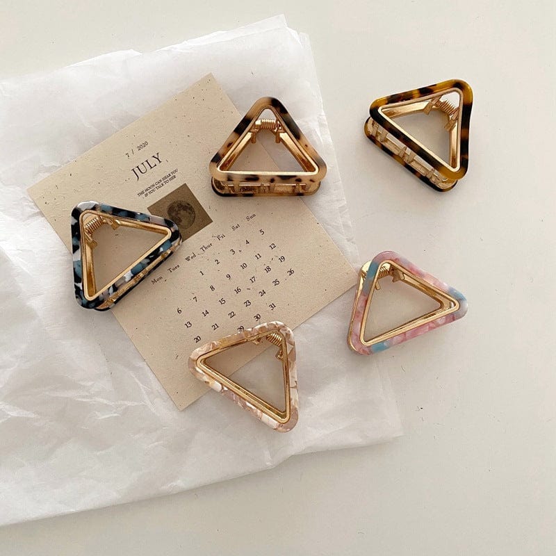 Mini Hollow Triangular Hair Clip - Image 3