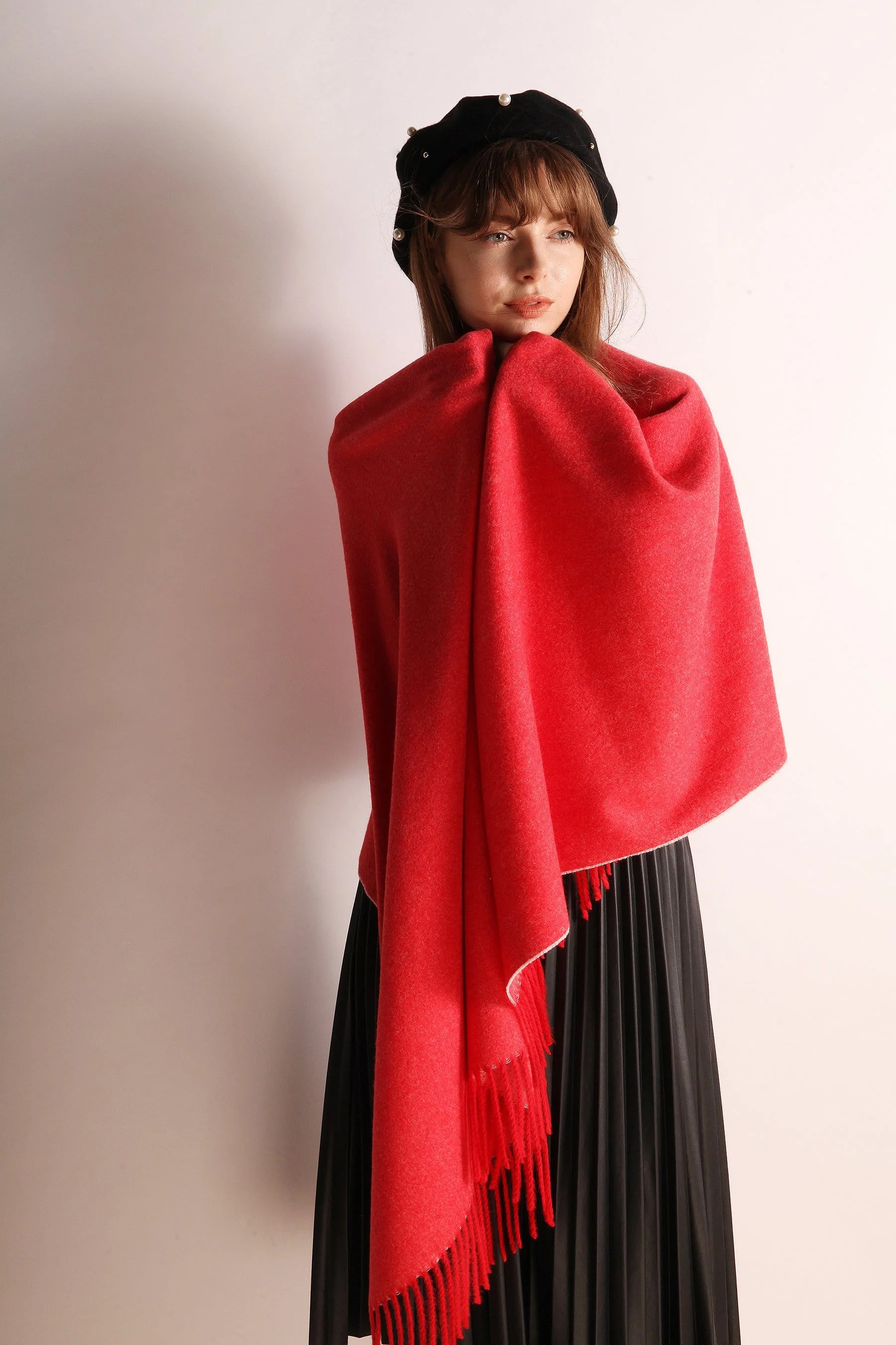 Minimalist Fringe Hem Scarf - Image 12