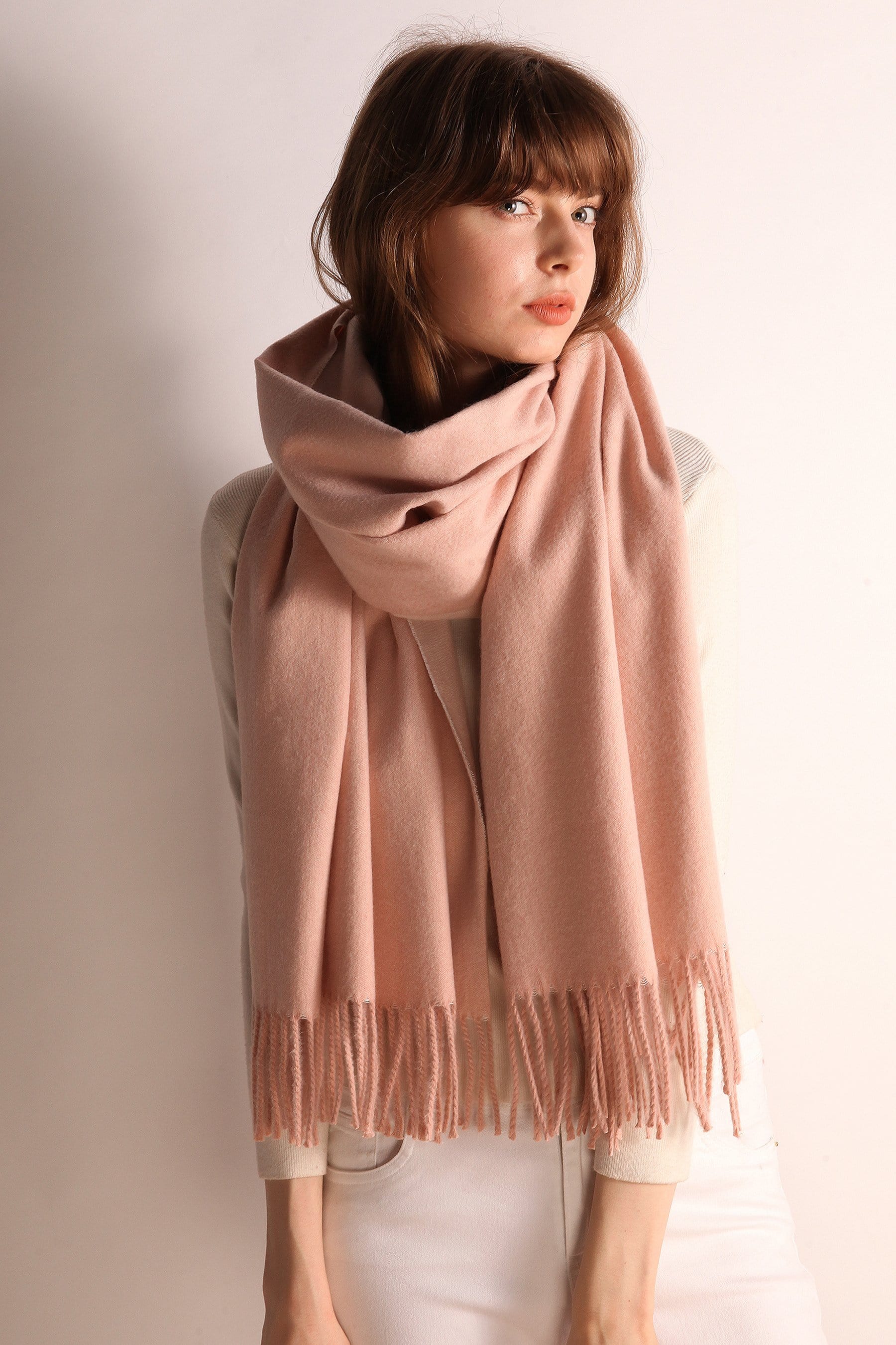 Minimalist Fringe Hem Scarf - Image 22