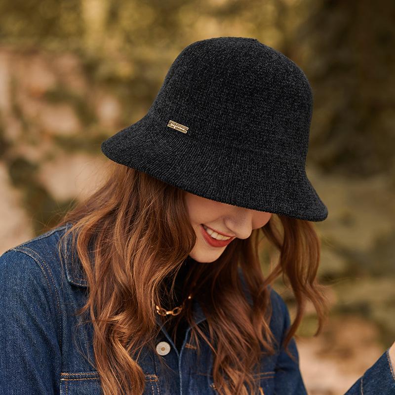 Minimalist Textured Cloche Hat - Image 3