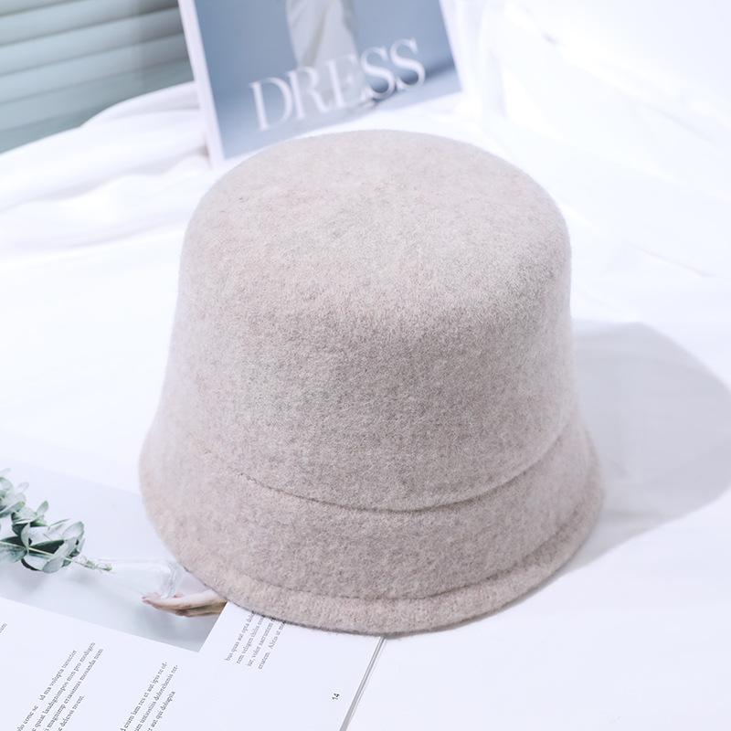 Minimalist Vintage Cloche Hat - Image 6