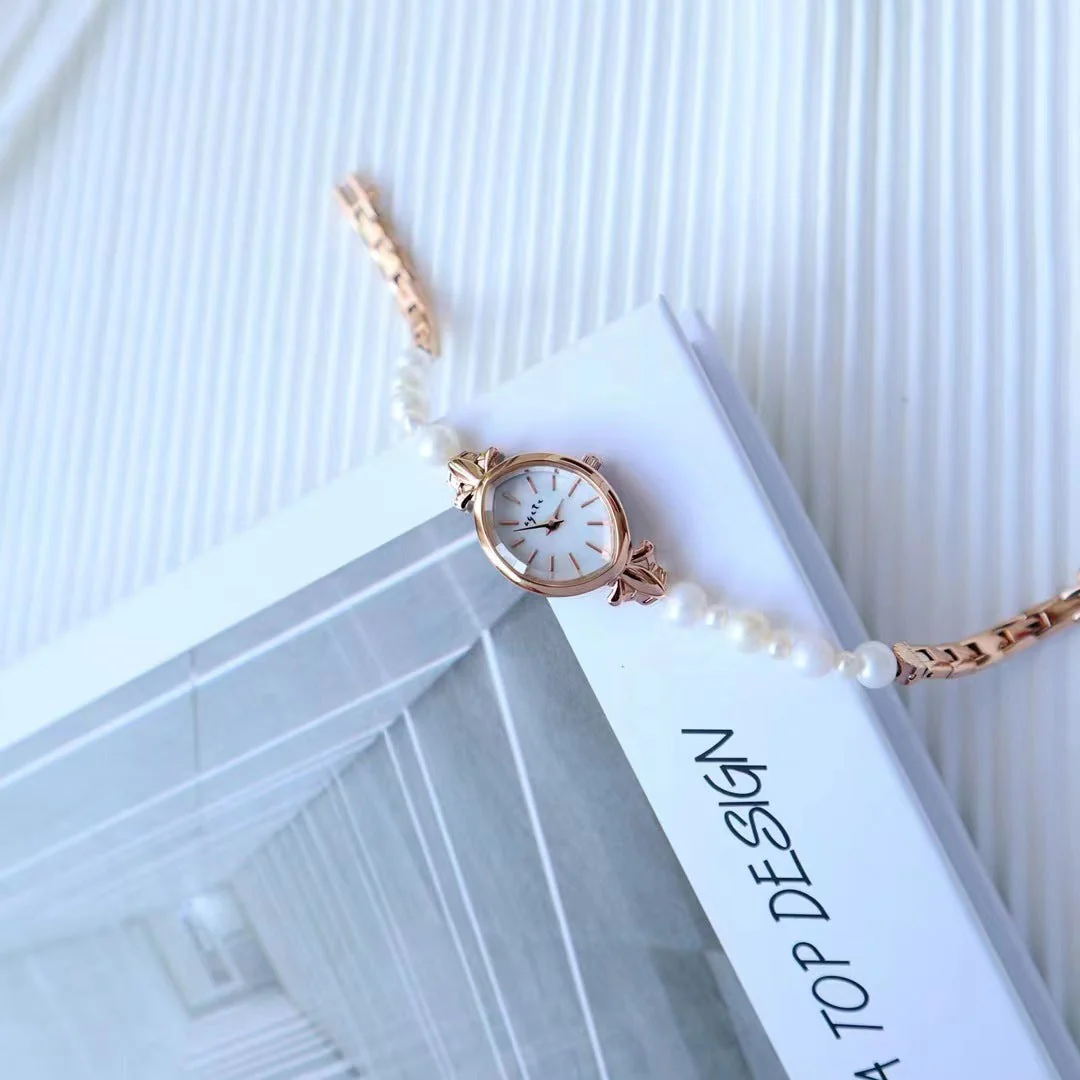 Natural Freshwater Pearl Watch Bracelet Strap Exquisite Quartz Watch - Image 4