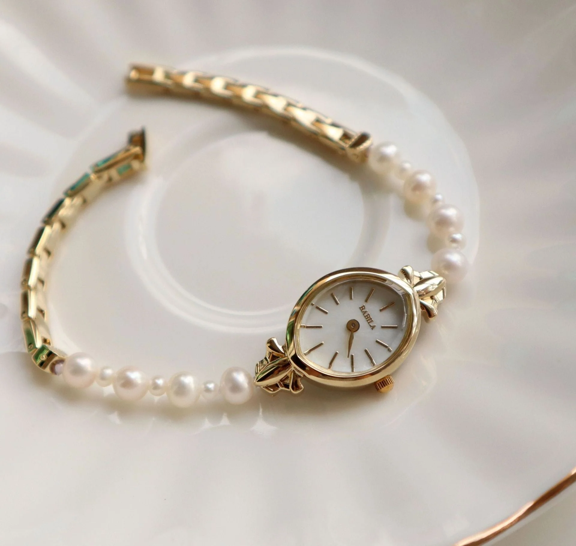 Natural Freshwater Pearl Watch Bracelet Strap Exquisite Quartz Watch - Image 6