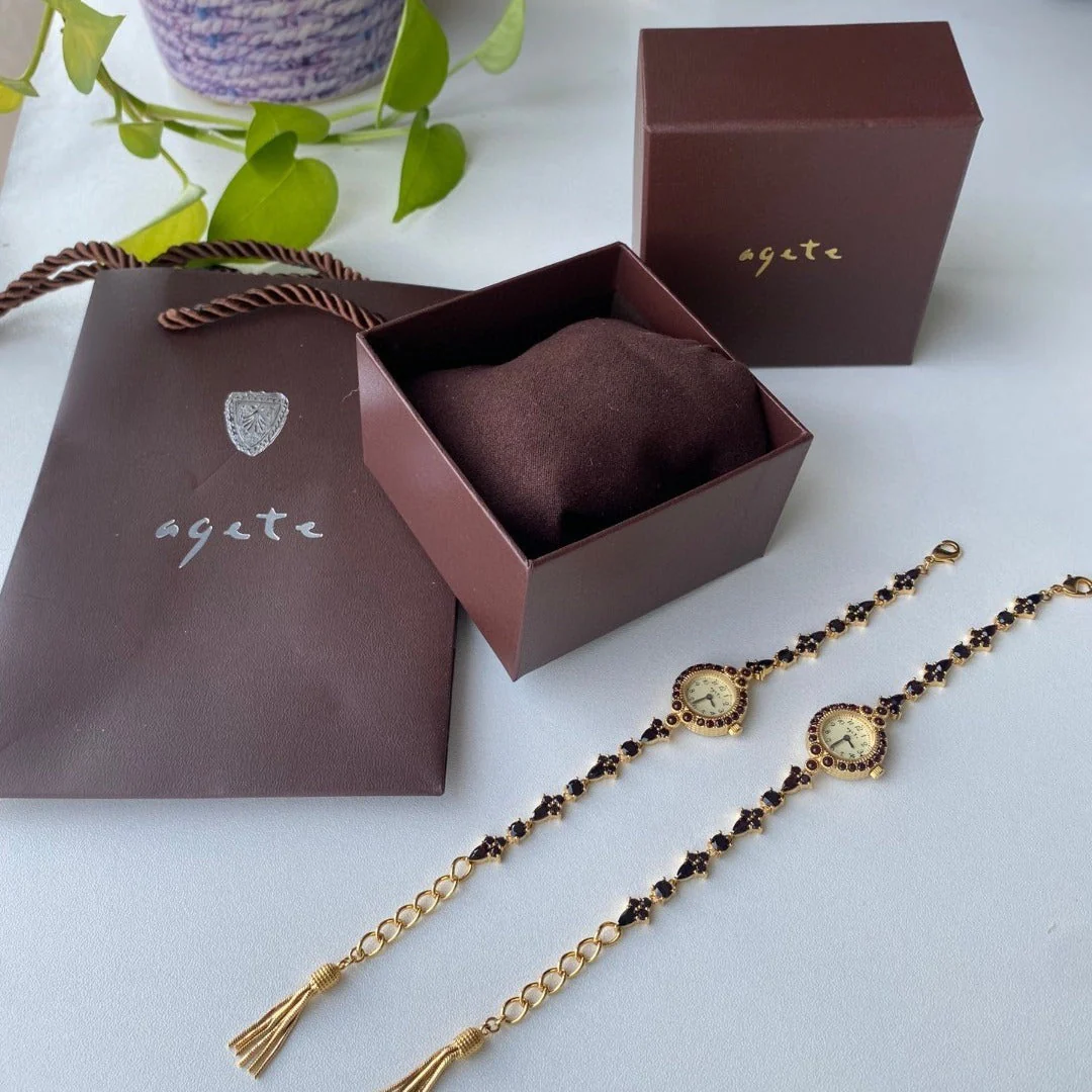 Natural Garnet Disc Vintage Bracelet Quartz Watch