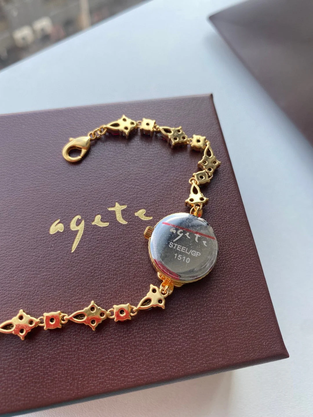 Natural Garnet Disc Vintage Bracelet Quartz Watch - Image 10