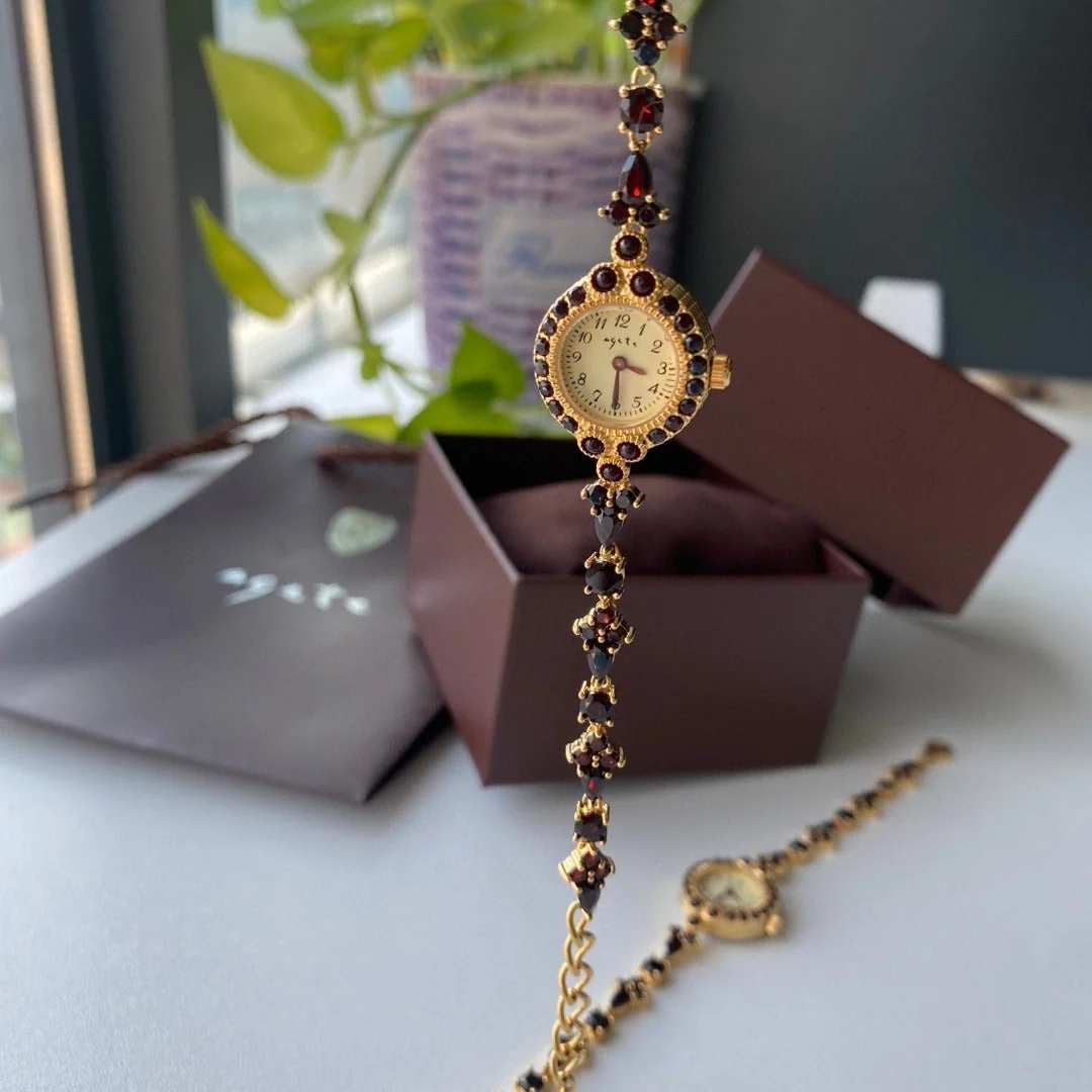 Natural Garnet Disc Vintage Bracelet Quartz Watch - Image 6