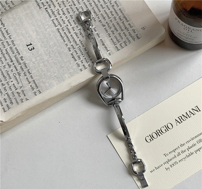 Niche Retro Artistic Dial Steel Strap Bracelet Watch For Women - Image 5