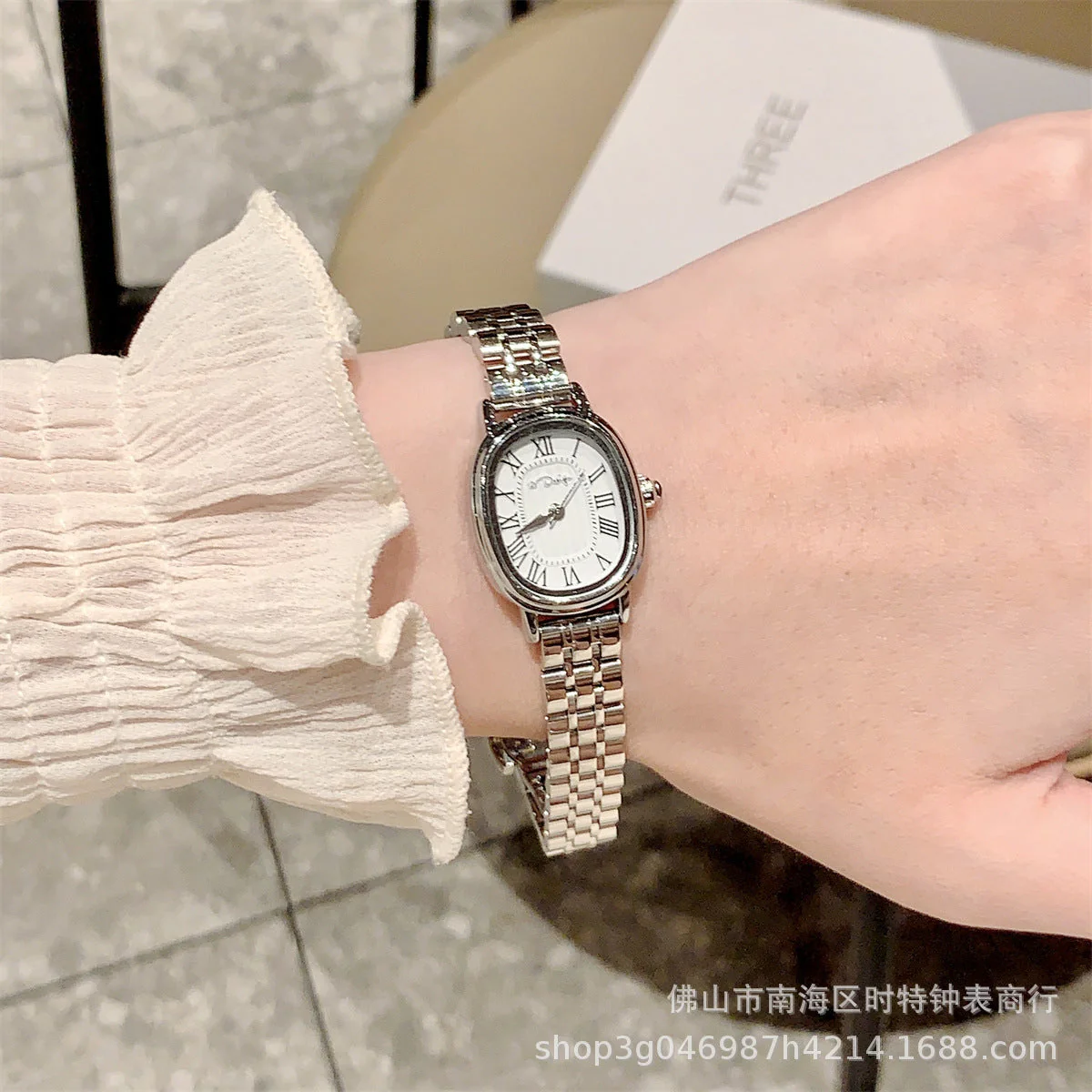 Niche Roman Scale Steel Watch Female - Image 9