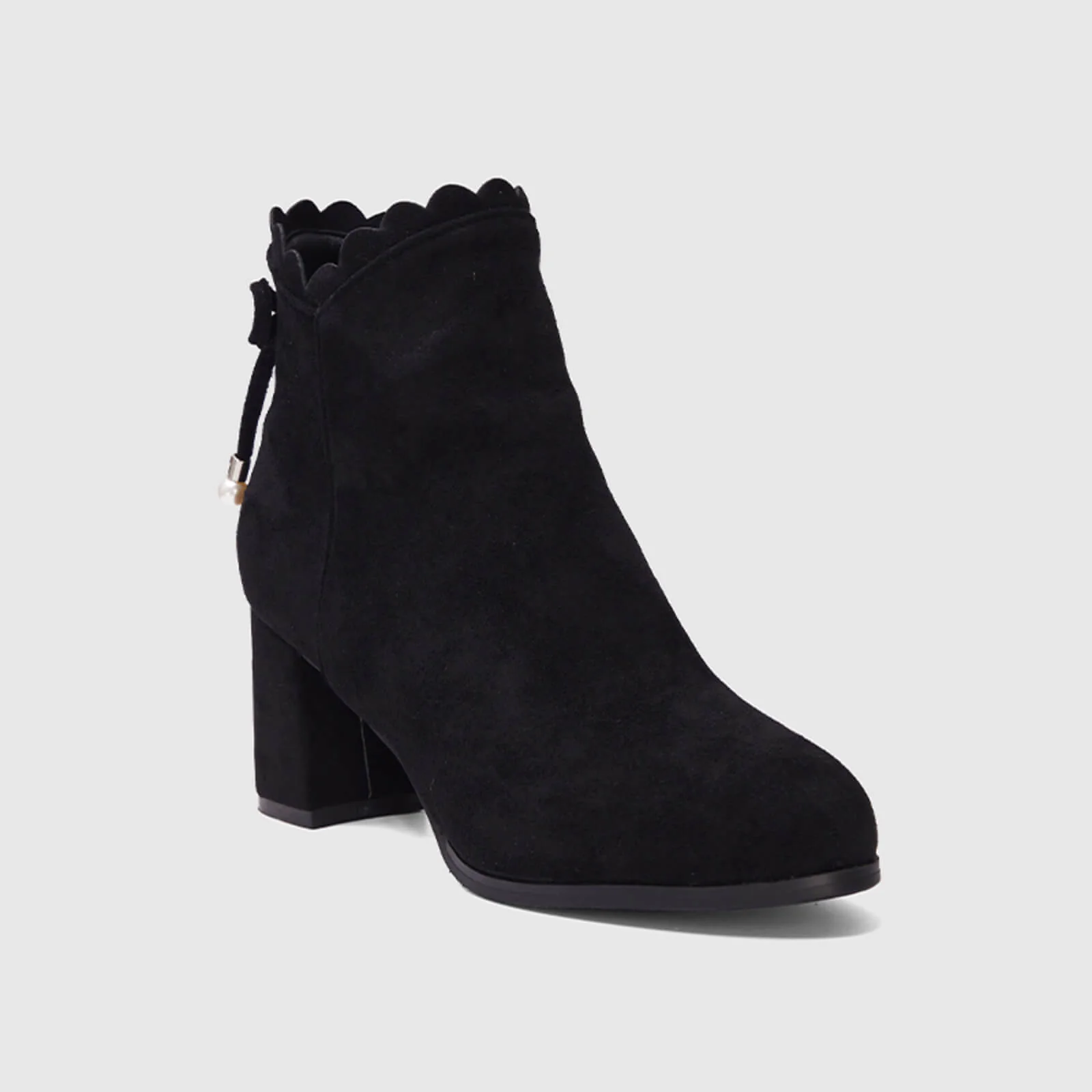 Scalloped Bowknot Ankle Boots With Side Zipper