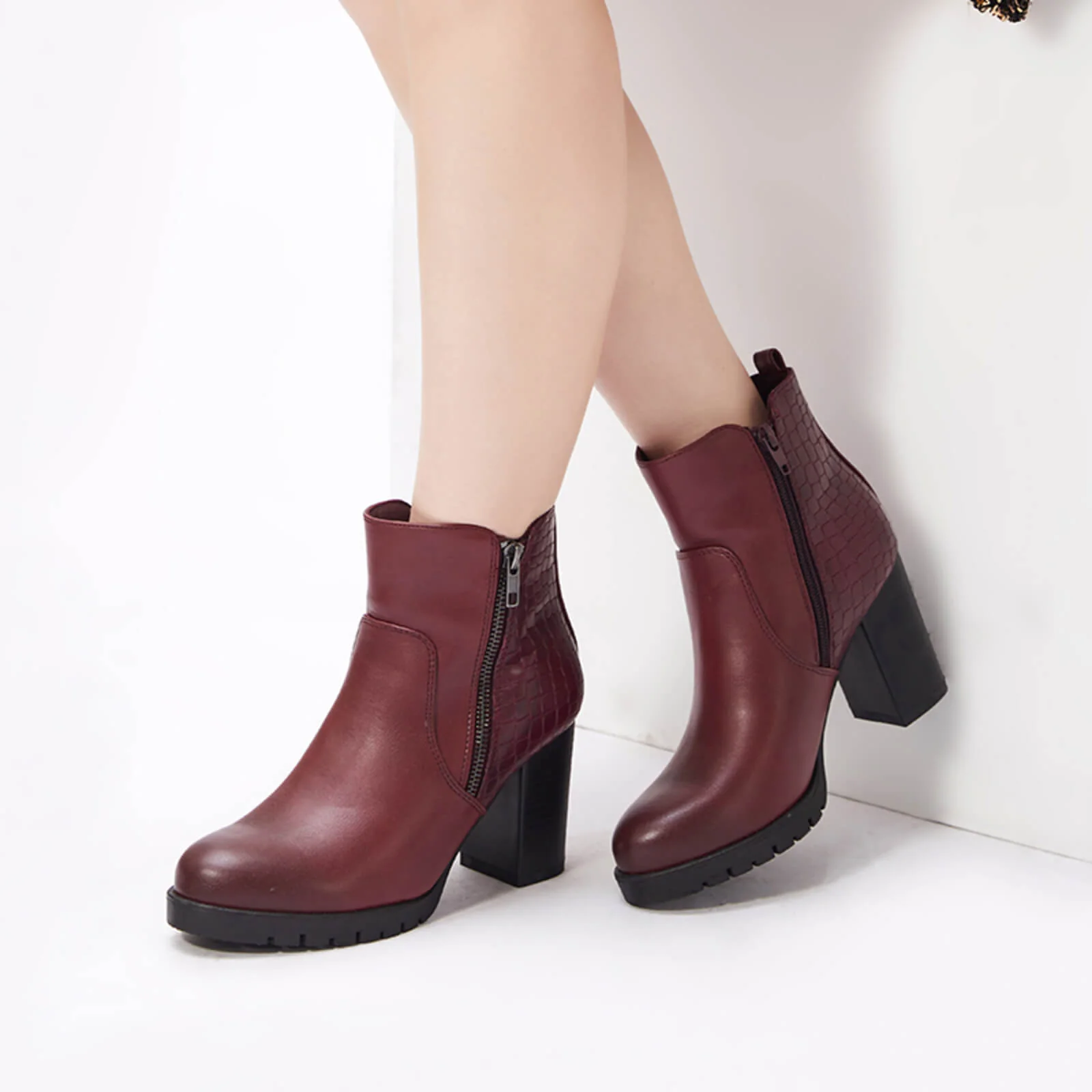 Crocodile Pattern Chunky Ankle Boots Side Zipper - Image 10