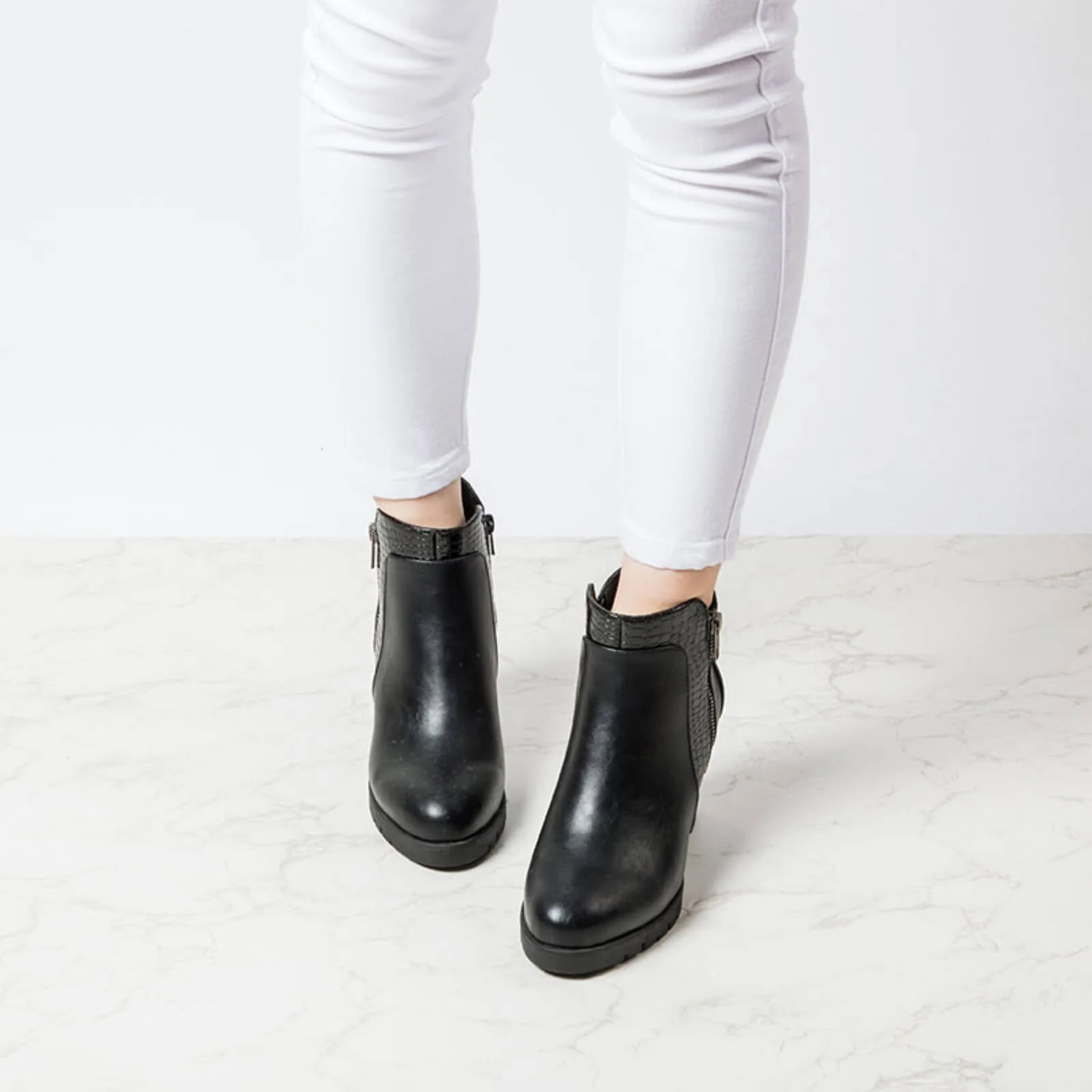 Crocodile Pattern Chunky Ankle Boots Side Zipper - Image 4