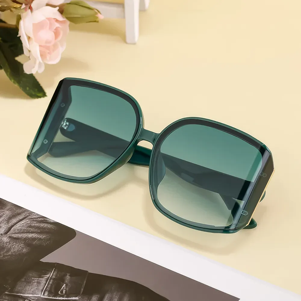 Oversized Square Sunglasses for Women - Image 10