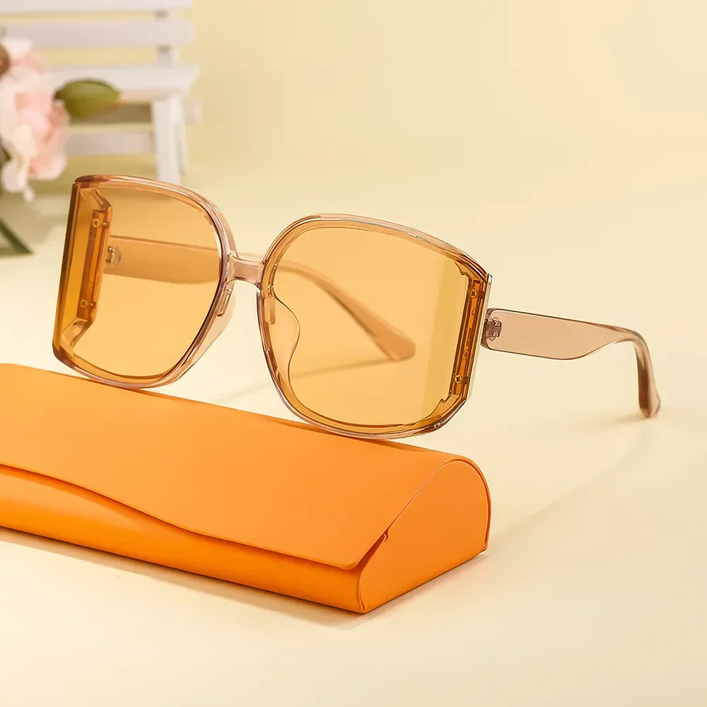 Oversized Square Sunglasses for Women - Image 11
