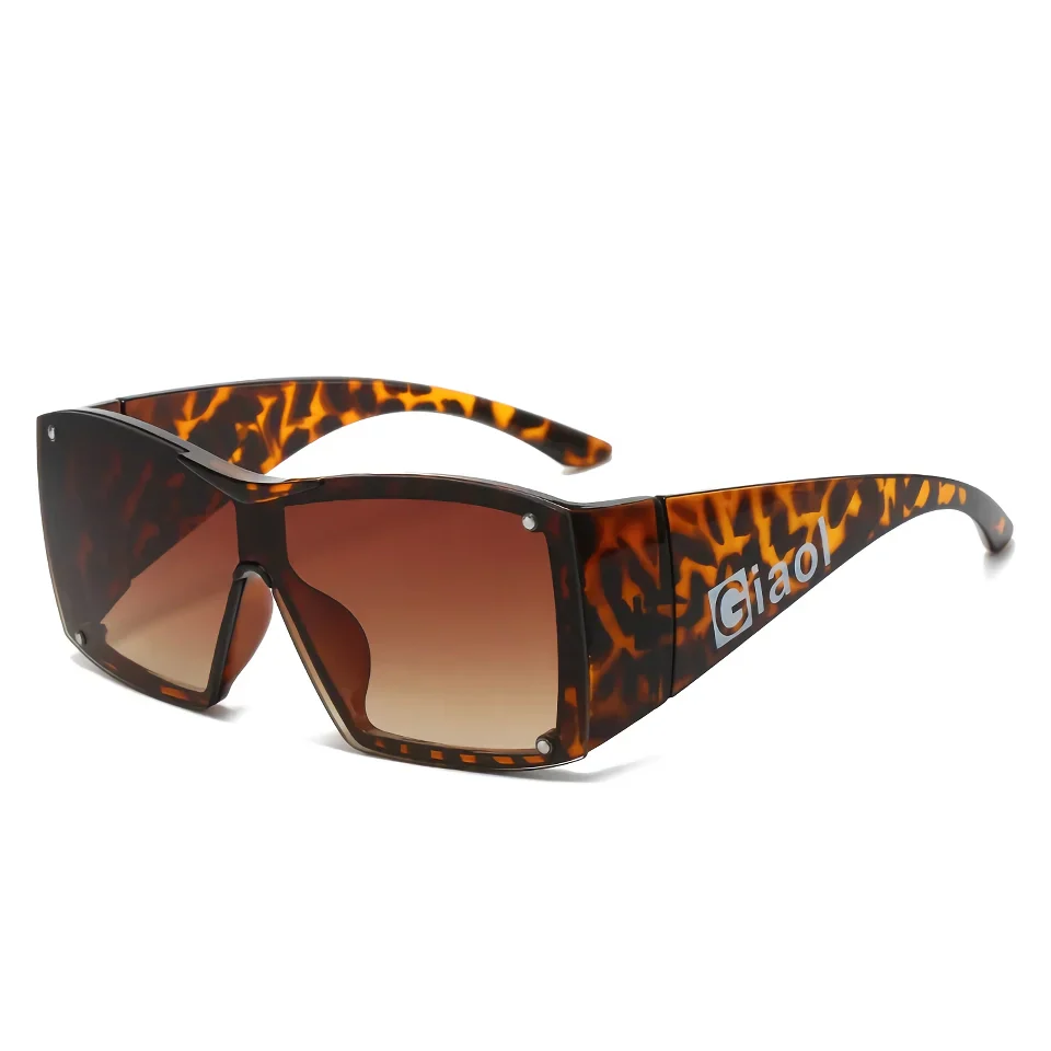 Oversized Square Sunglasses with UV400 Lenses - Image 5