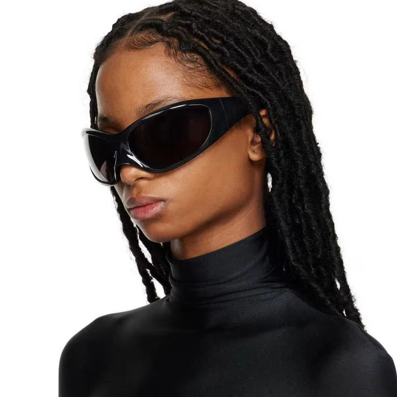 Oversized Vintage Luxury Punk Sunglasses - Image 10