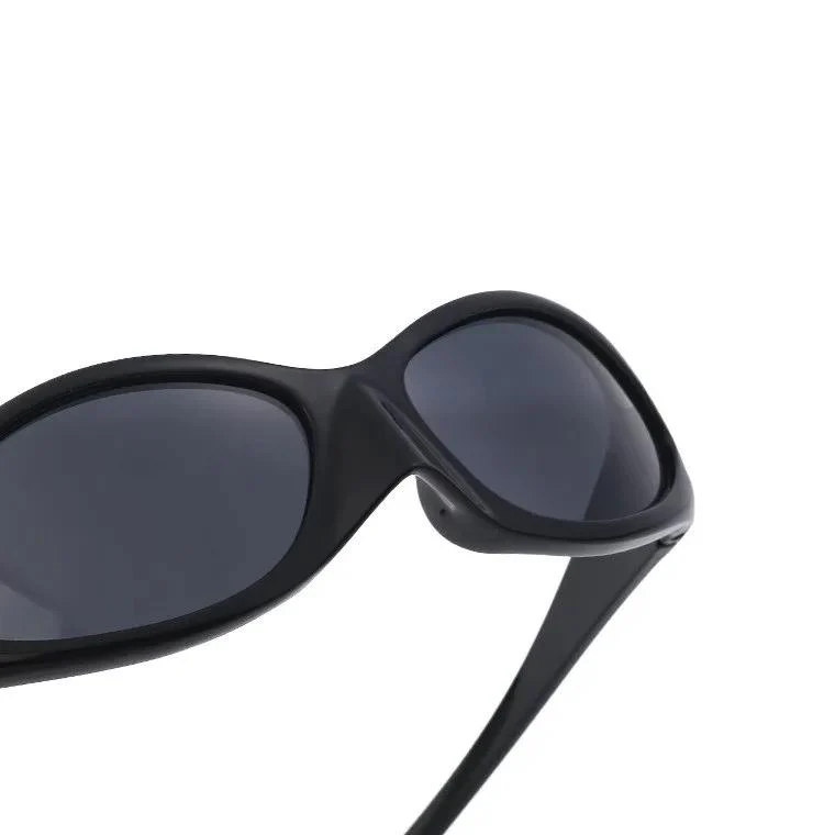 Oversized Vintage Luxury Punk Sunglasses - Image 11