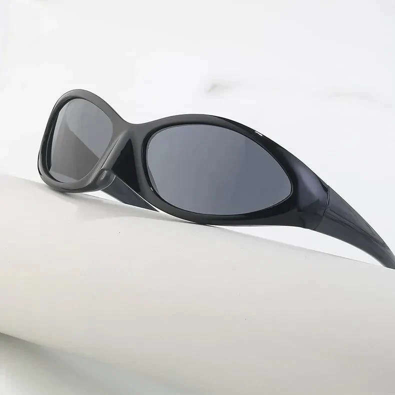 Oversized Vintage Luxury Punk Sunglasses - Image 9