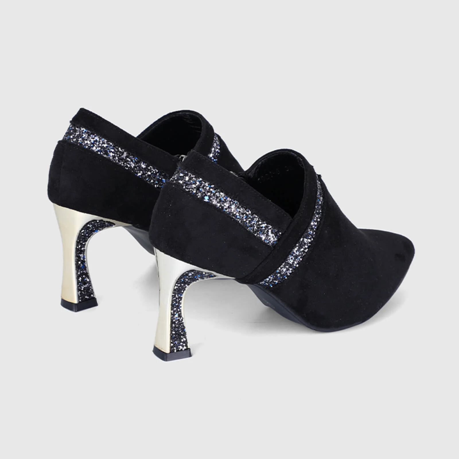 Shallow Mouth Pointed Shining Chelsea Boots - Image 4