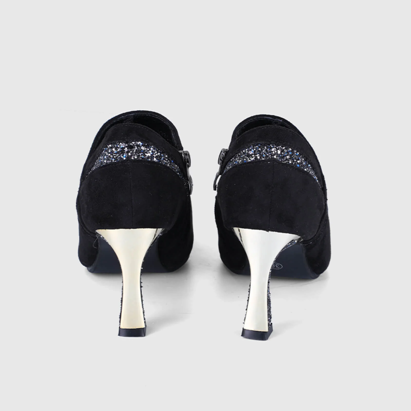 Shallow Mouth Pointed Shining Chelsea Boots - Image 5