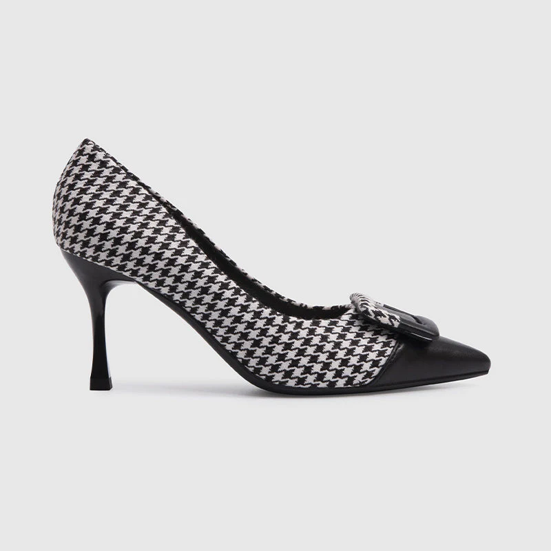 Pointy Toe Pumps Black - Image 2