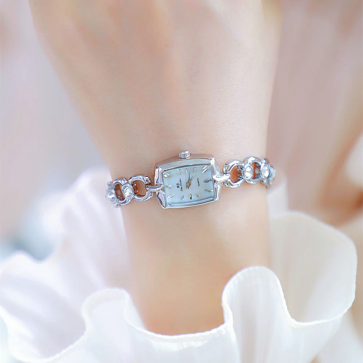Quartz Watch Diamond Bracelet - Image 2