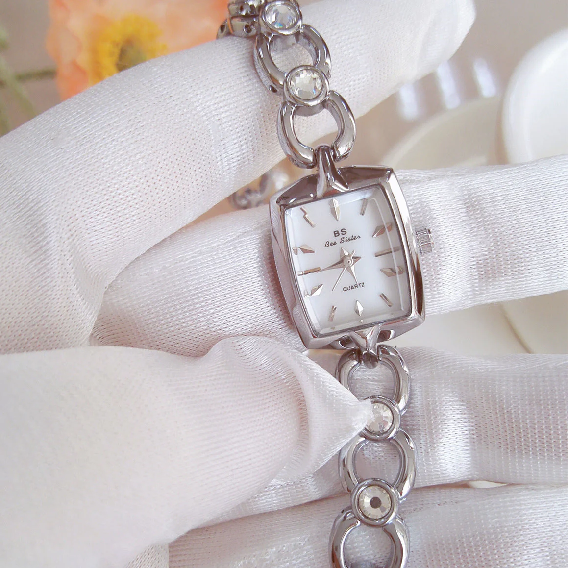 Quartz Watch Diamond Bracelet - Image 8