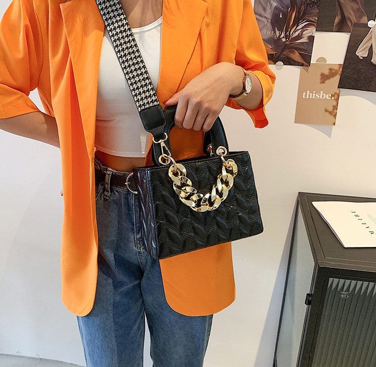 Quilted Handbag with Thick Gold Chains and Thick Straps - Image 4