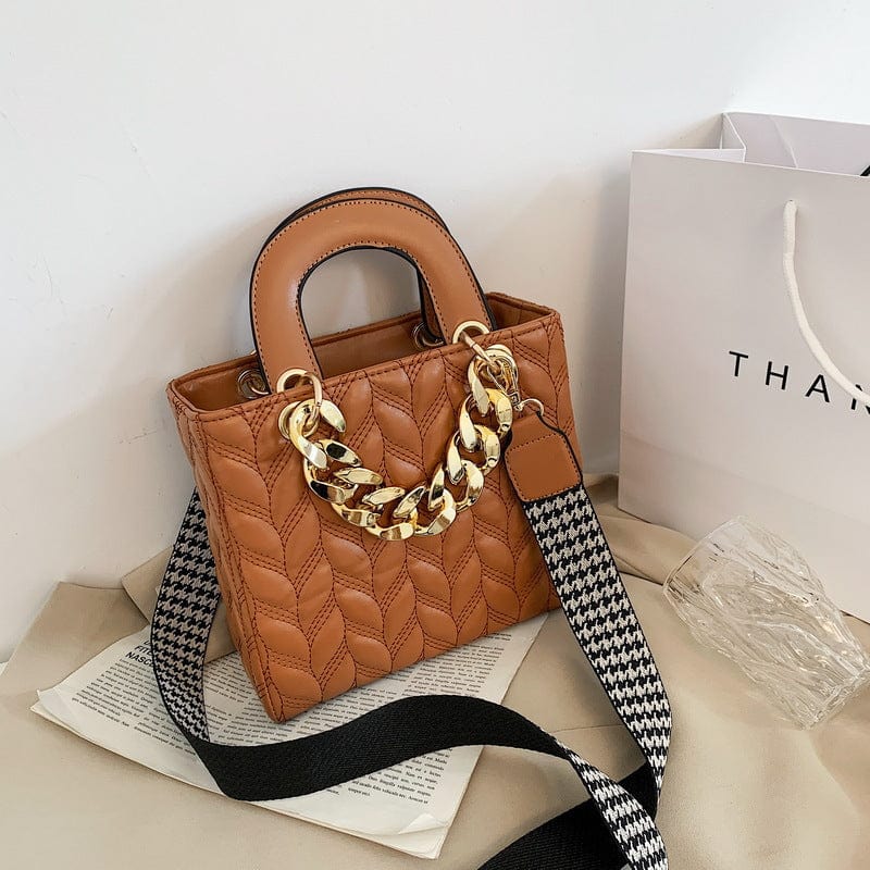 Quilted Handbag with Thick Gold Chains and Thick Straps - Image 8