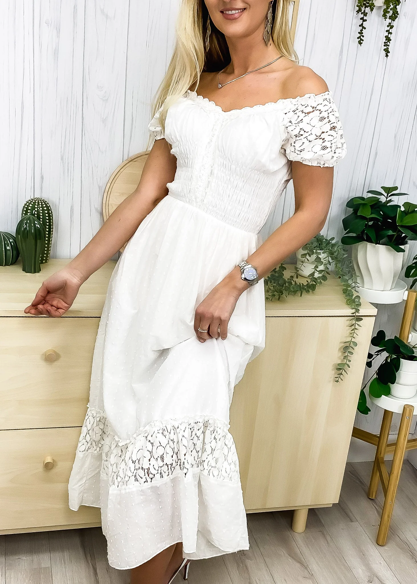 Renaissance Boho Lace Maxi Dress - Image 2