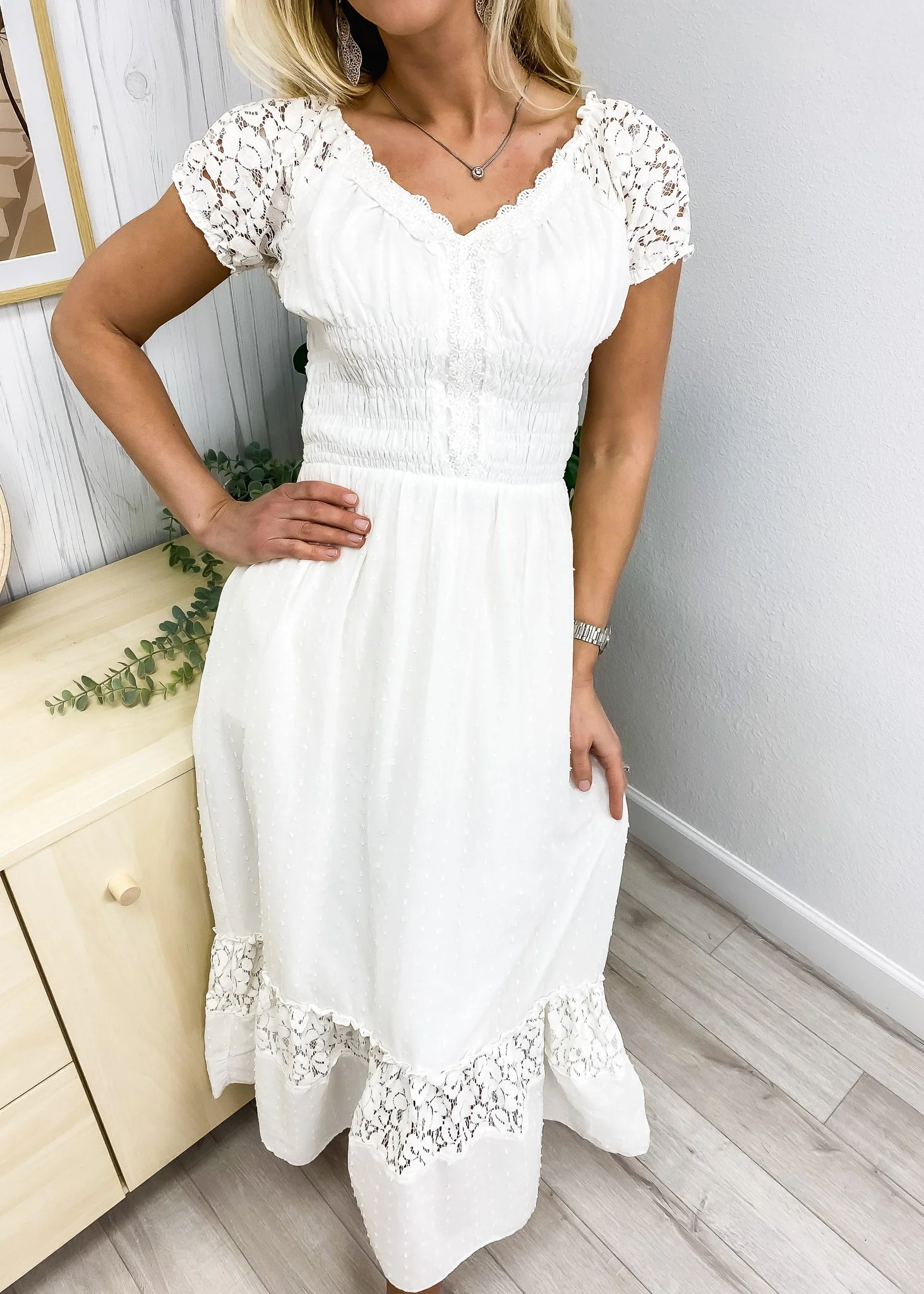 Renaissance Boho Lace Maxi Dress - Image 4