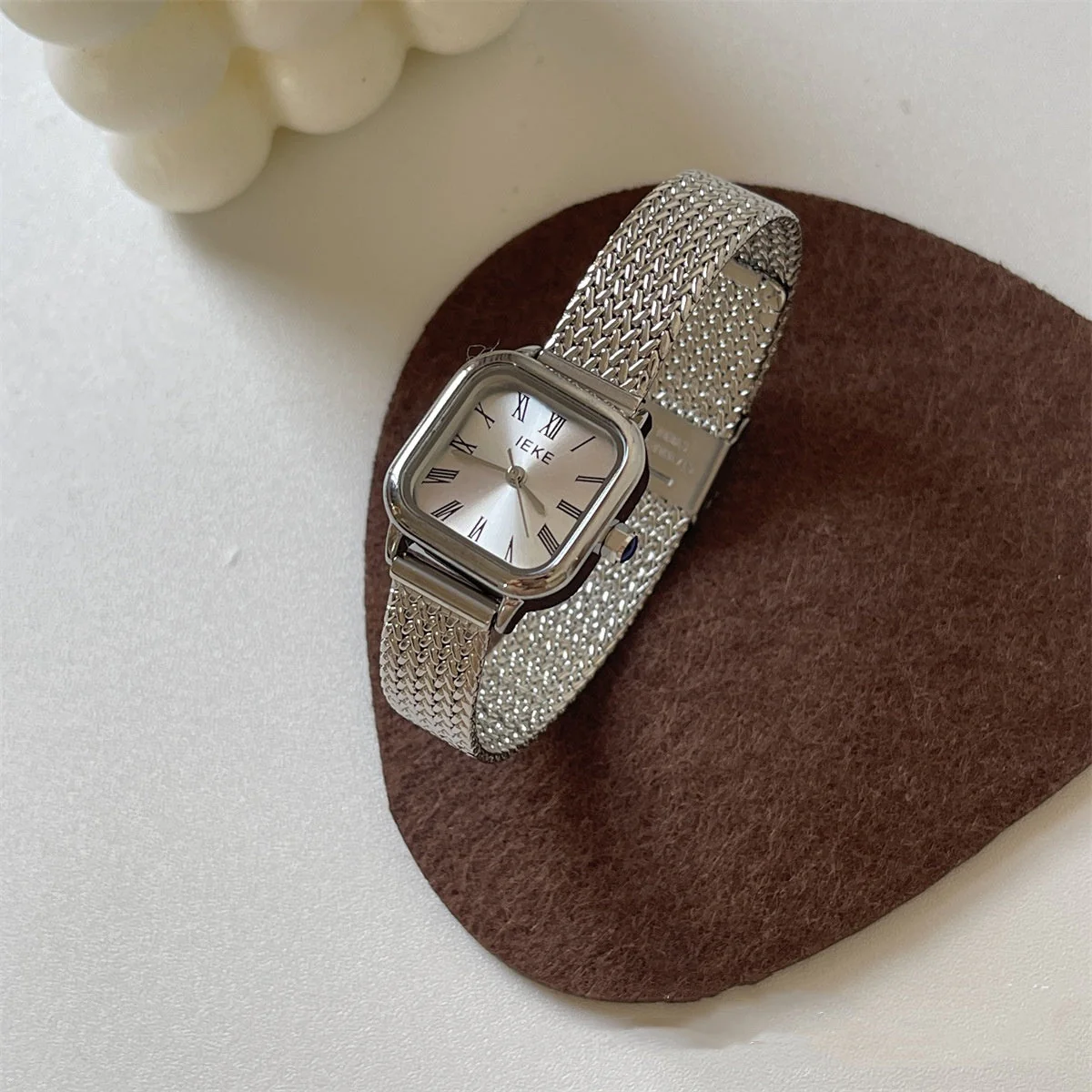 Retro Roman Steel Quartz Watch - Image 3