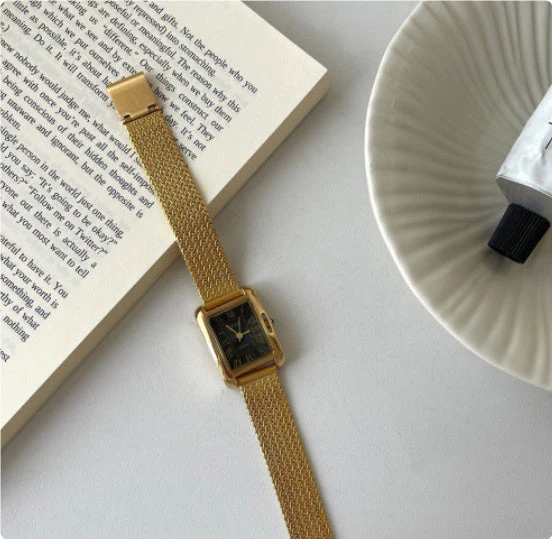 Retro Roman Steel Quartz Watch - Image 7
