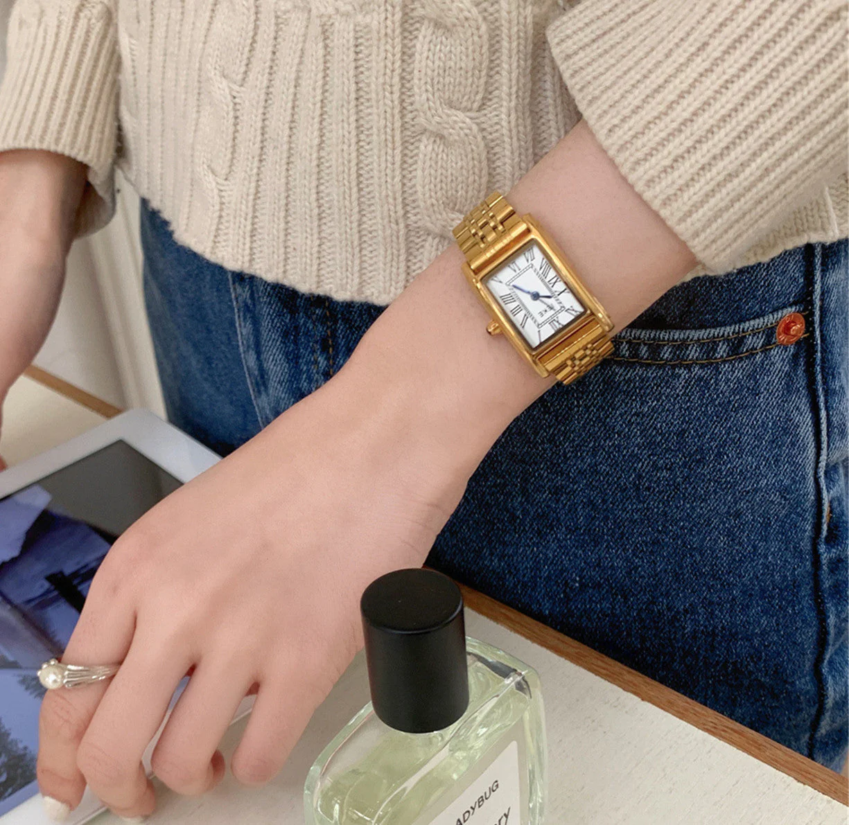 Retro Small Golden Watch Steel Belt Middle Ancient - Image 5