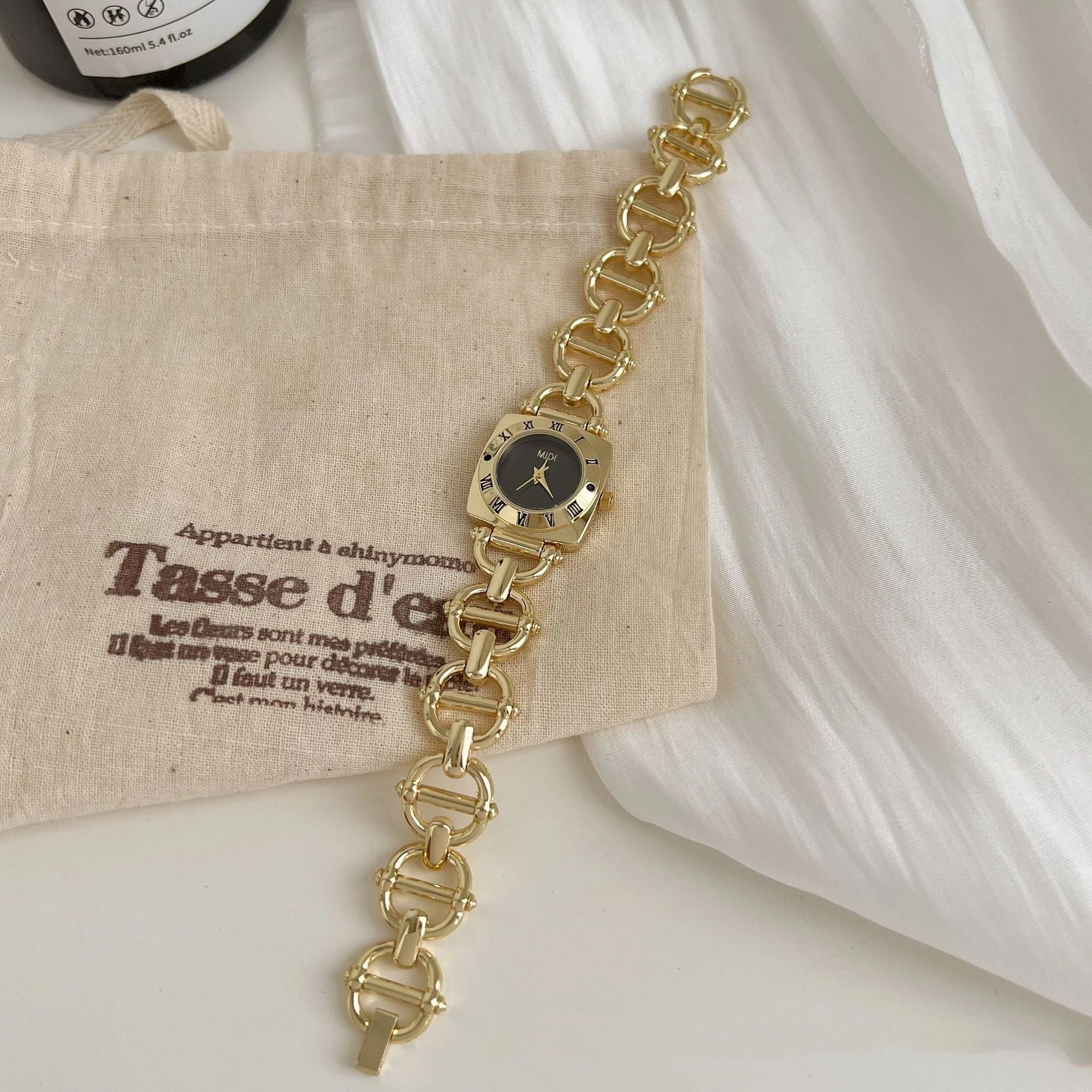 Retro Small Square Personality Chain Watch - Image 4